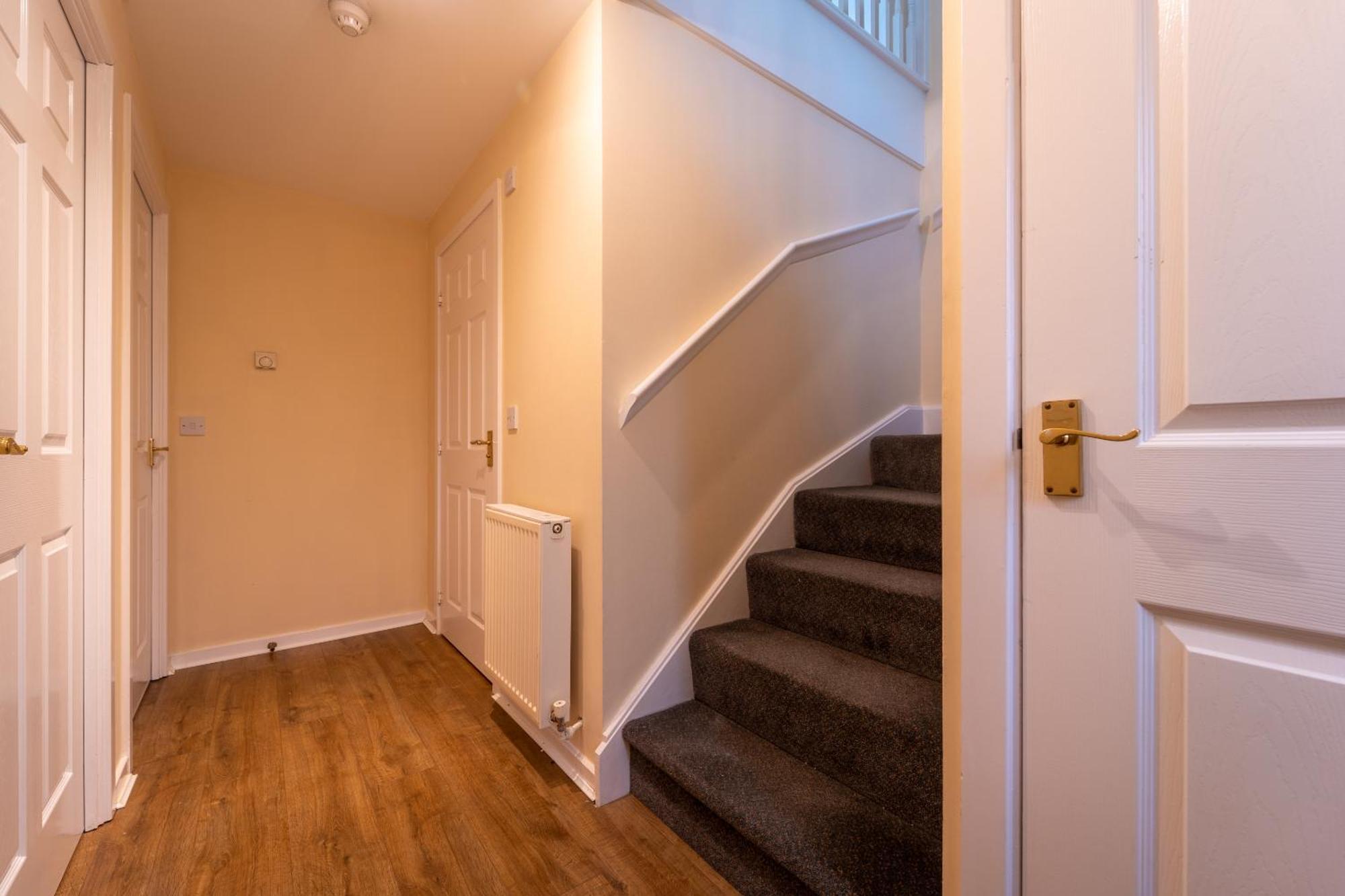 Luxury 2 Bed Apartment - Near Heathrow, Legoland, Windsor Slough Exterior foto